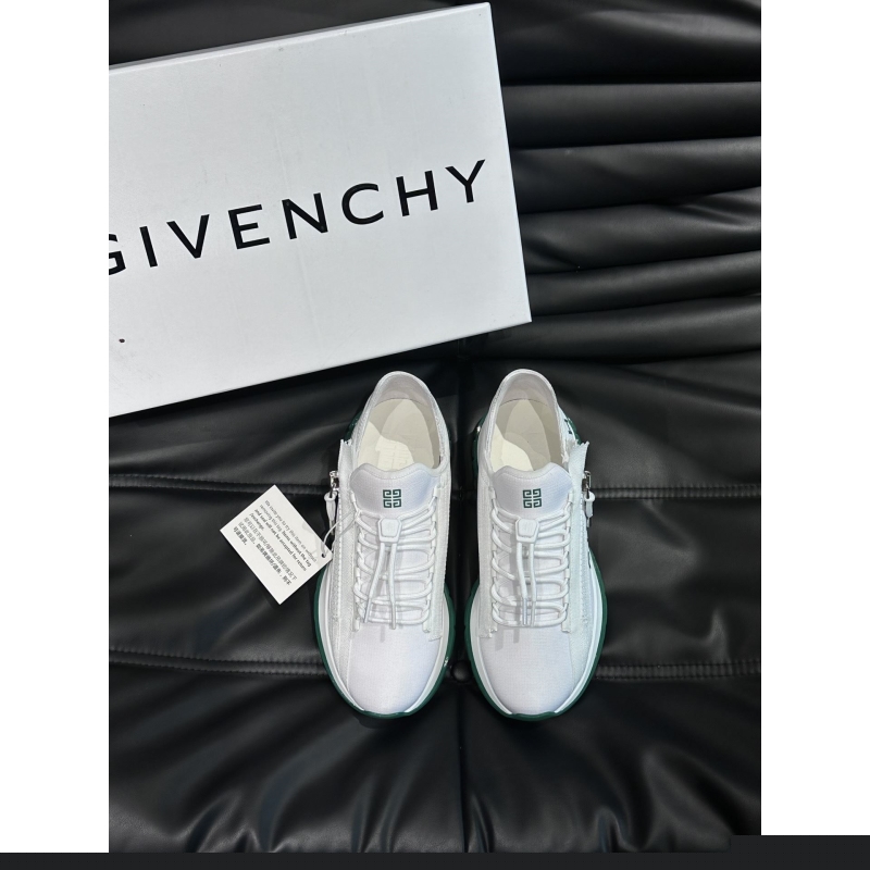 Givenchy Sneakers
